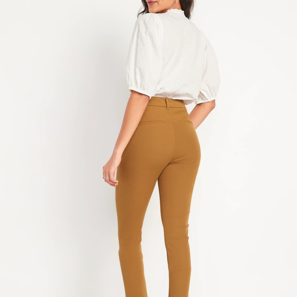 Old Navy Women's SZ 0 Honey I’m Home Gold High Rise Pixie Pants NWT
